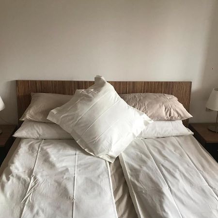 Newly Refurbished Spacious And Cosy Apartment St. John 반스코 외부 사진